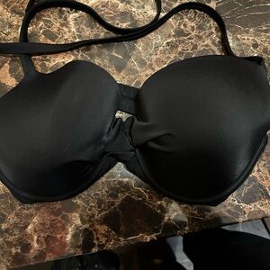 Shade & Shore Classic Black bikini top - size 38 D